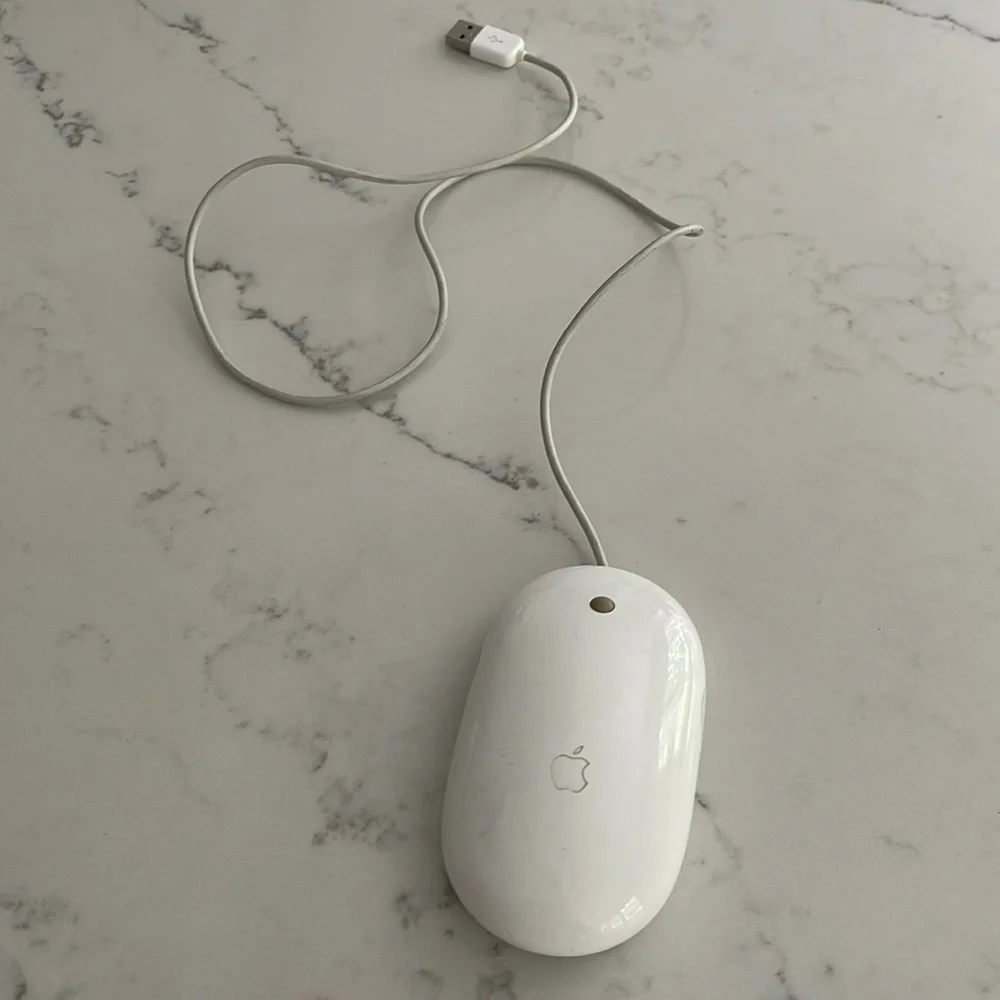Apple Mouse (Model A1152) 2 Stickers & picture mouse pad